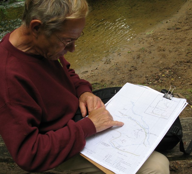 Reg demonstrates how Vinnimore relates to other recently discovered features along the valley